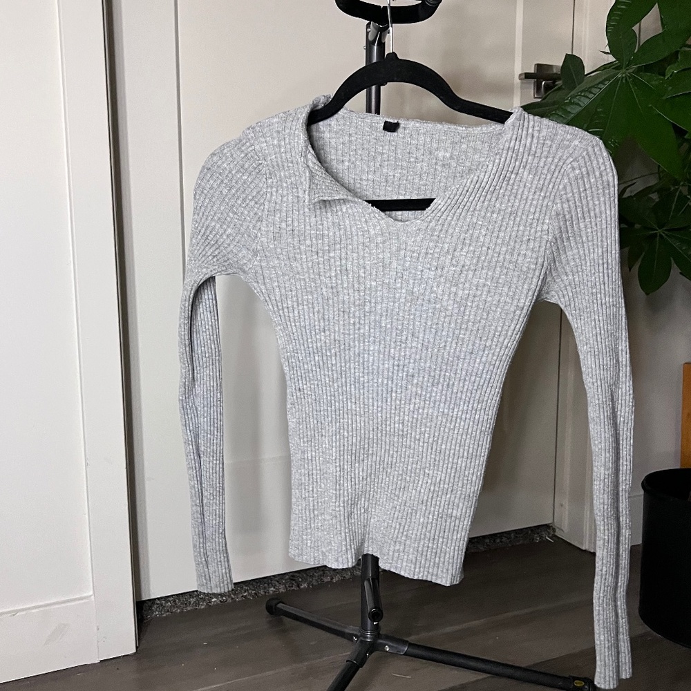 Unknown Brand, Small Gray Long sleeve shirt